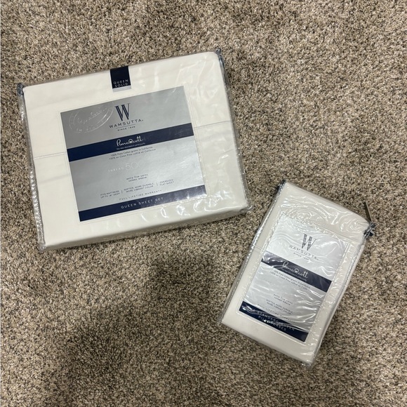 Wamsutta Bedding Wamsutta Queen Sheet Set And Extra Pillow Cases